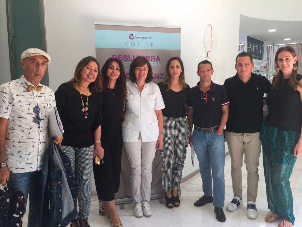 La Dra Villanueva en Canarias con el Dr. Rueda, Dra.Theis, Dra. Violan, Eva León, Dr. Barber, Dr.Martin y Dra. Medina.